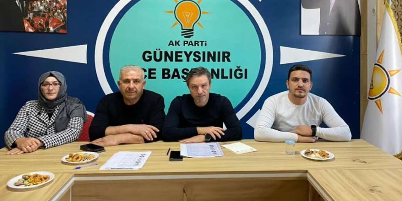 AK Parti Güneysınır’da istifa şoku! İlçe Başkanı ve yönetimi görevi bıraktı
