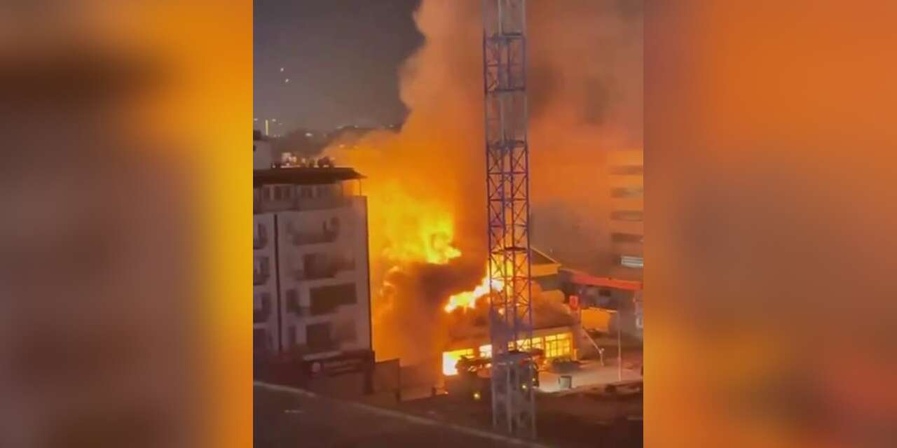 Akaryakıt istasyonu yanında yangın paniği