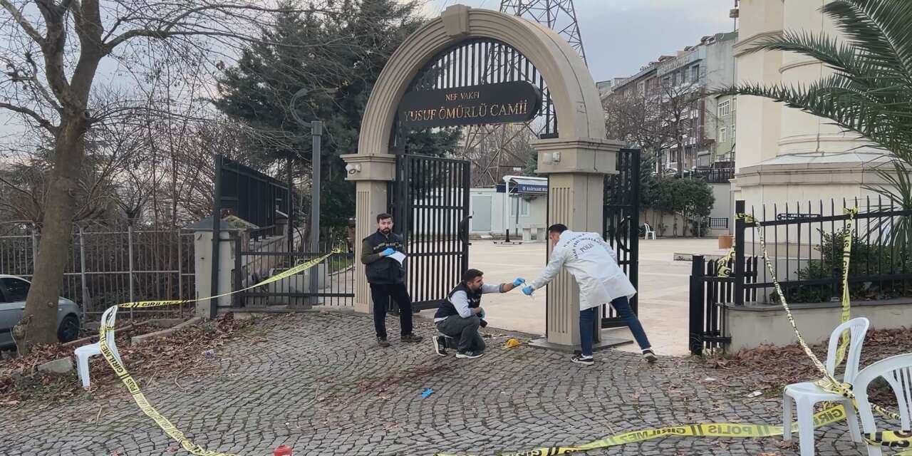 Annesinin cenazesinde kardeşini öldürdü! Sebep; miras!