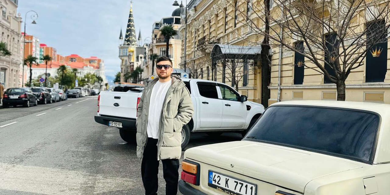 Konyalı otomobil tutkunu, Serçe ile sınırları aşıp Gürcistan’a uçtu