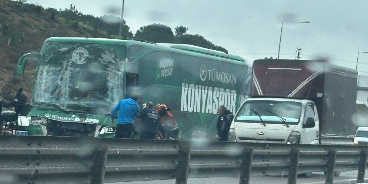 Konyaspor otobüsü İstanbul’da kaza yaptı