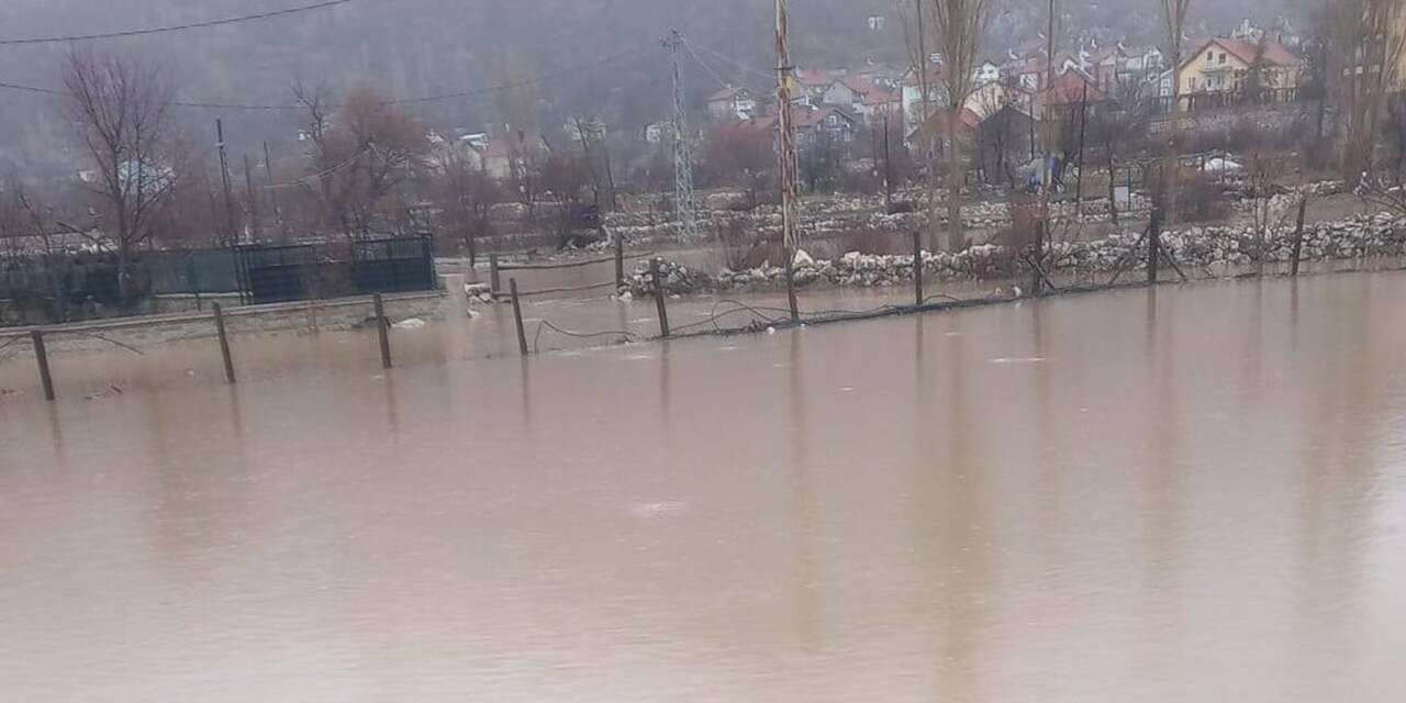 Konya’nın yağış rekortmeni ilçesi sular altında kaldı