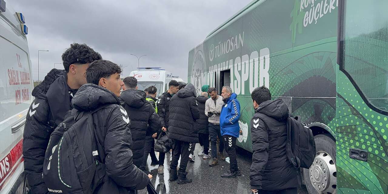TFF’den kaza geçiren Konyaspor kafilesine geçmiş olsun mesajı