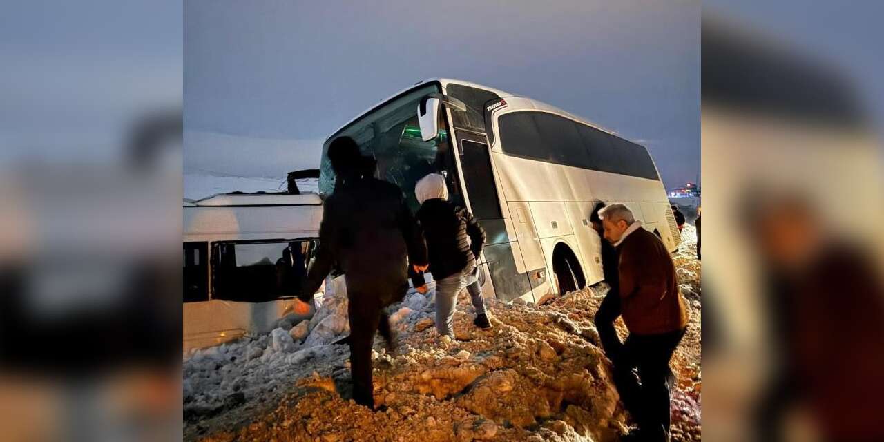 Santral işçilerini taşıyan servis otobüsü kaza yaptı! 6 yaralı var