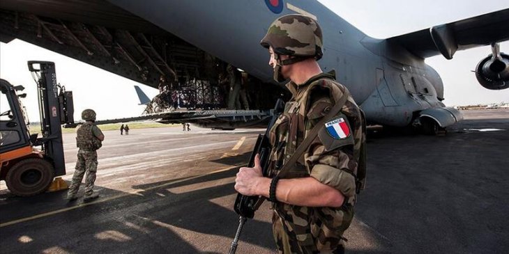 Fransa'dan kritik açıklama: 600 askerin koronavirüs testi pozitif çıktı