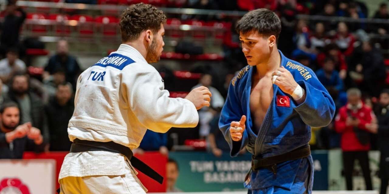 Konya’daki şampiyonada nadir görülen an