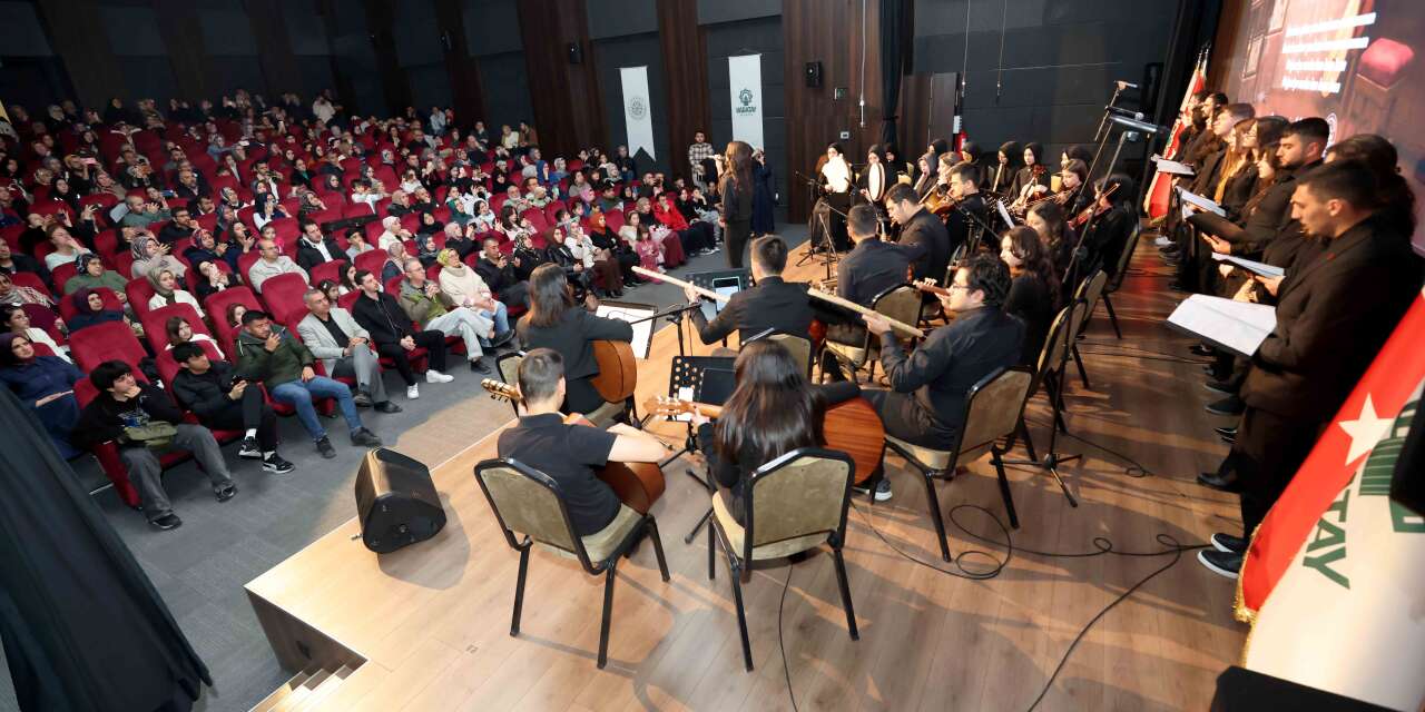 Karatay’da 549 kursiyer eserleriyle sahne aldı