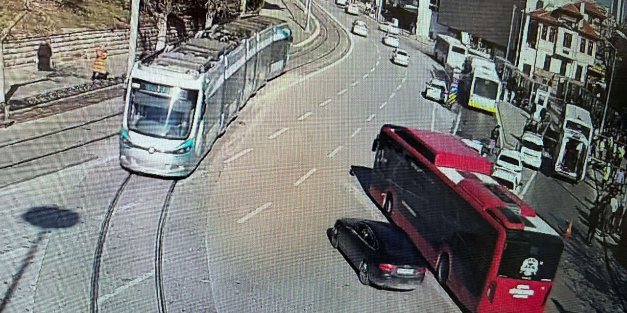 Konya Karatay’da otobüs kazası! Yaşlı kadın hastanelik oldu