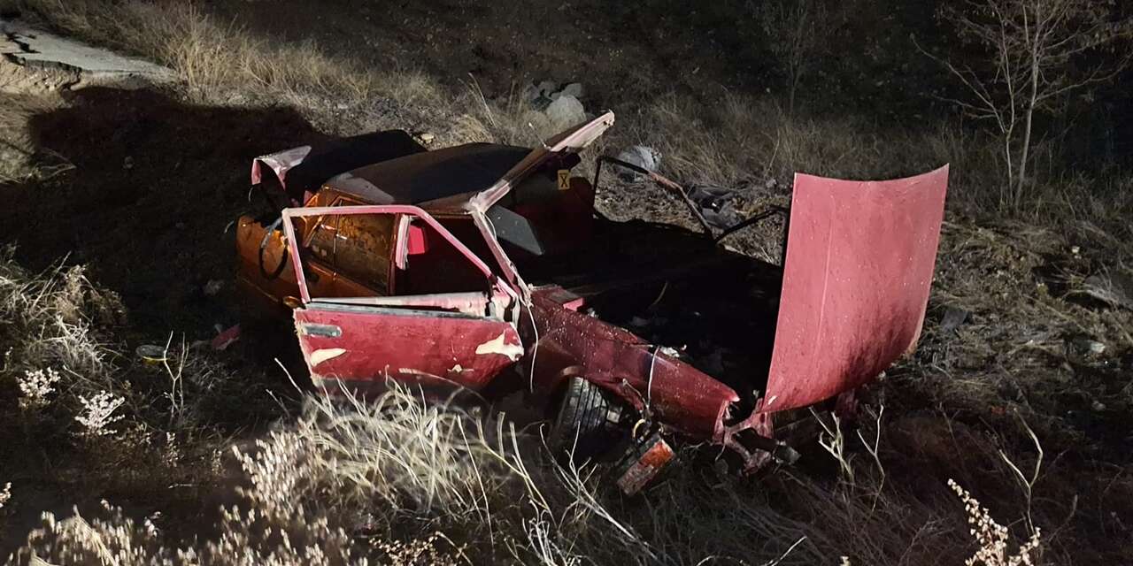 Konya’da araziye devrilen otomobil bu hale geldi! Sürücü yaralı