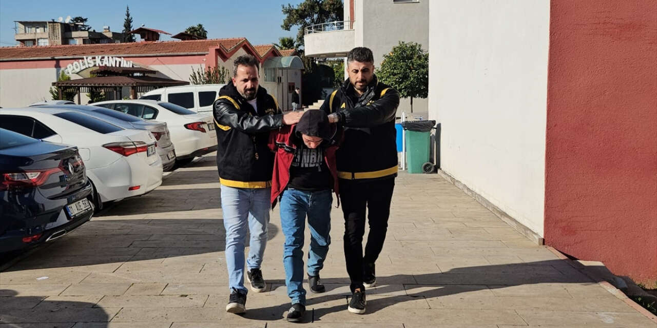 Çocuklar okula gitti, ev cinayet mahalli oldu! Aldattığı iddiasıyla karısını öldürdü