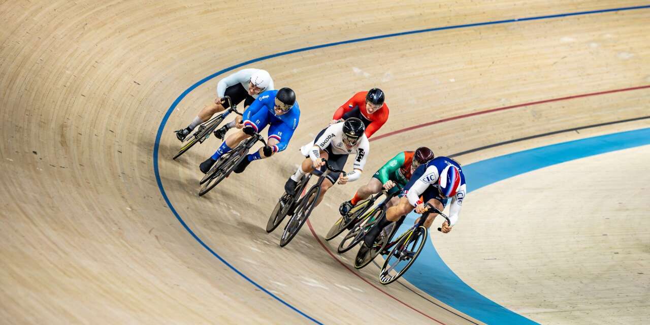 Avrupa’nın en hızlı bisikletçileri Konya Velodromu’nda yarıştı