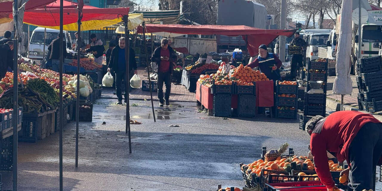 Konya’da Ramazan öncesi gıda fiyatları cep yakmaya başladı