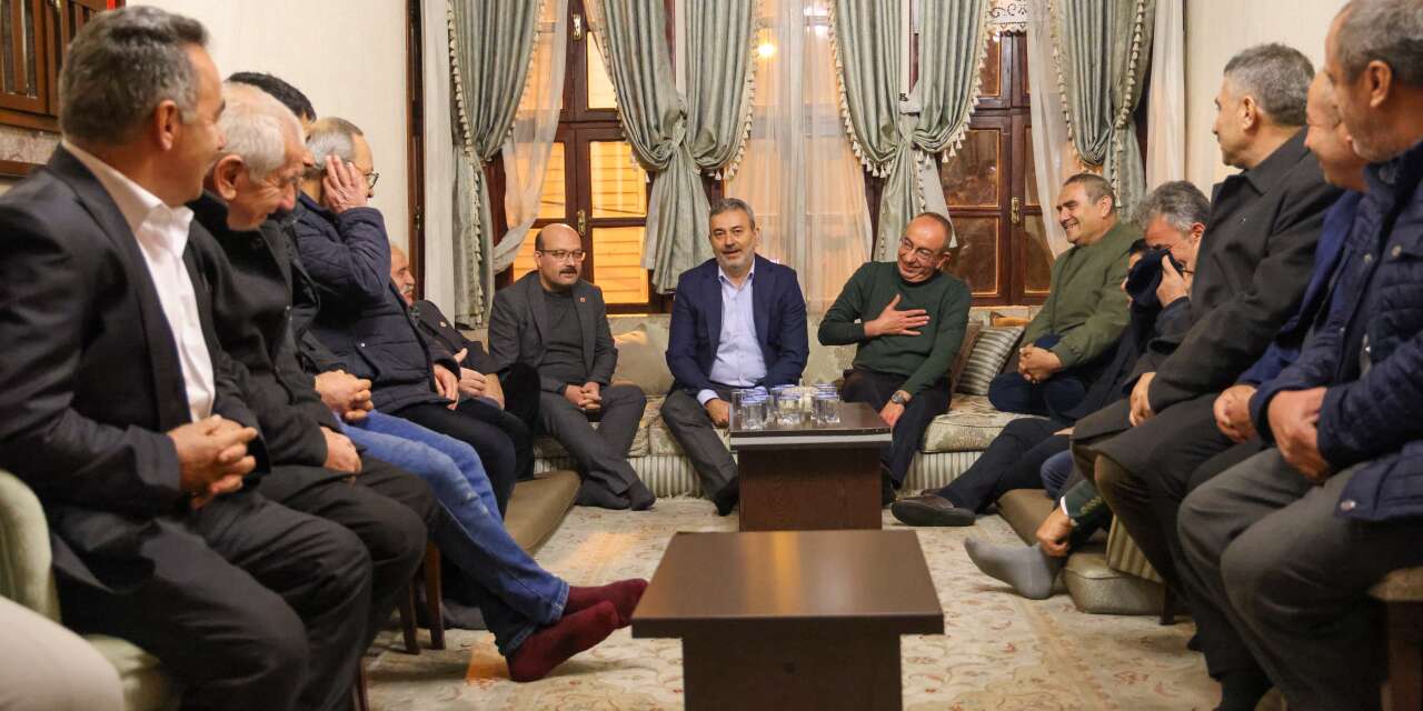 Meram’da her mahallenin ikinci bir muhtarı var