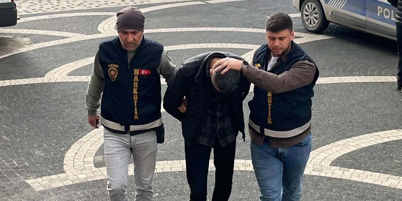 Konya’da uyuşturucu operasyonu! 800 hap ele geçirildi