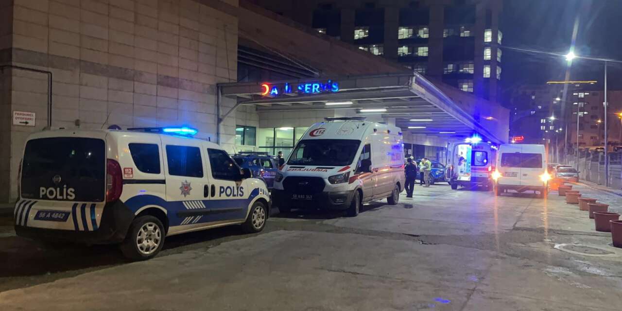 Köylüler taş ve sopalarla birbirine girdi! 15 yaralı var