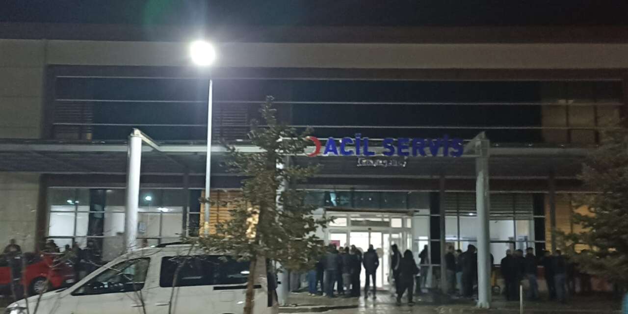 Otomobile silahlı saldırı! 2 kişi hayatını kaybetti