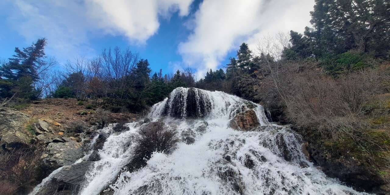 Konya’daki bu şelale hem hikayesi hem de özelliğiyle dikkat çekiyor