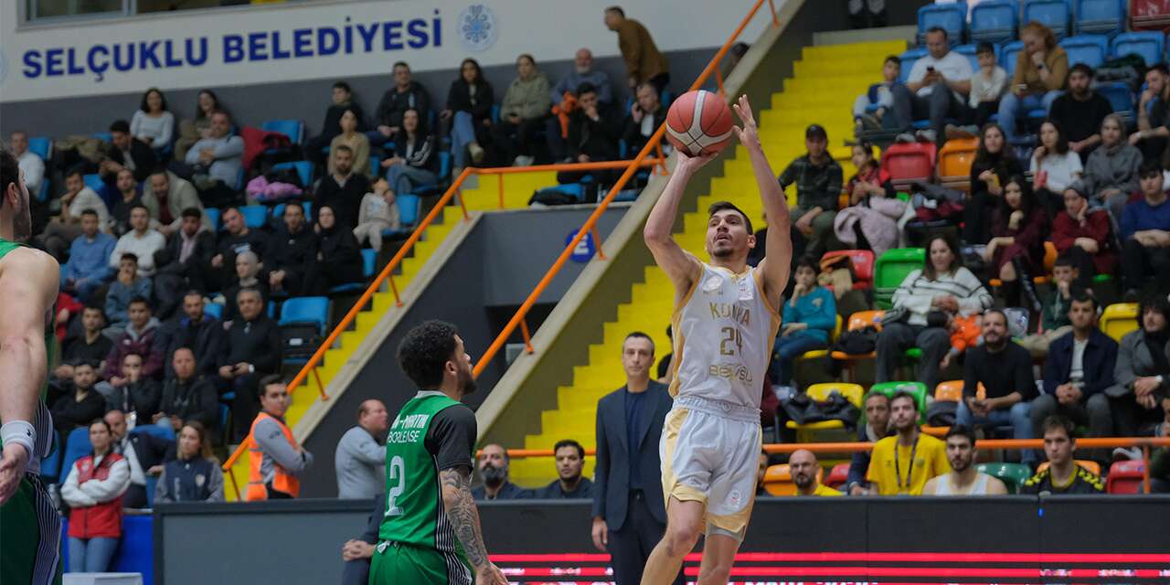 Konya Büyükşehir Belediyespor evinde şov yaptı