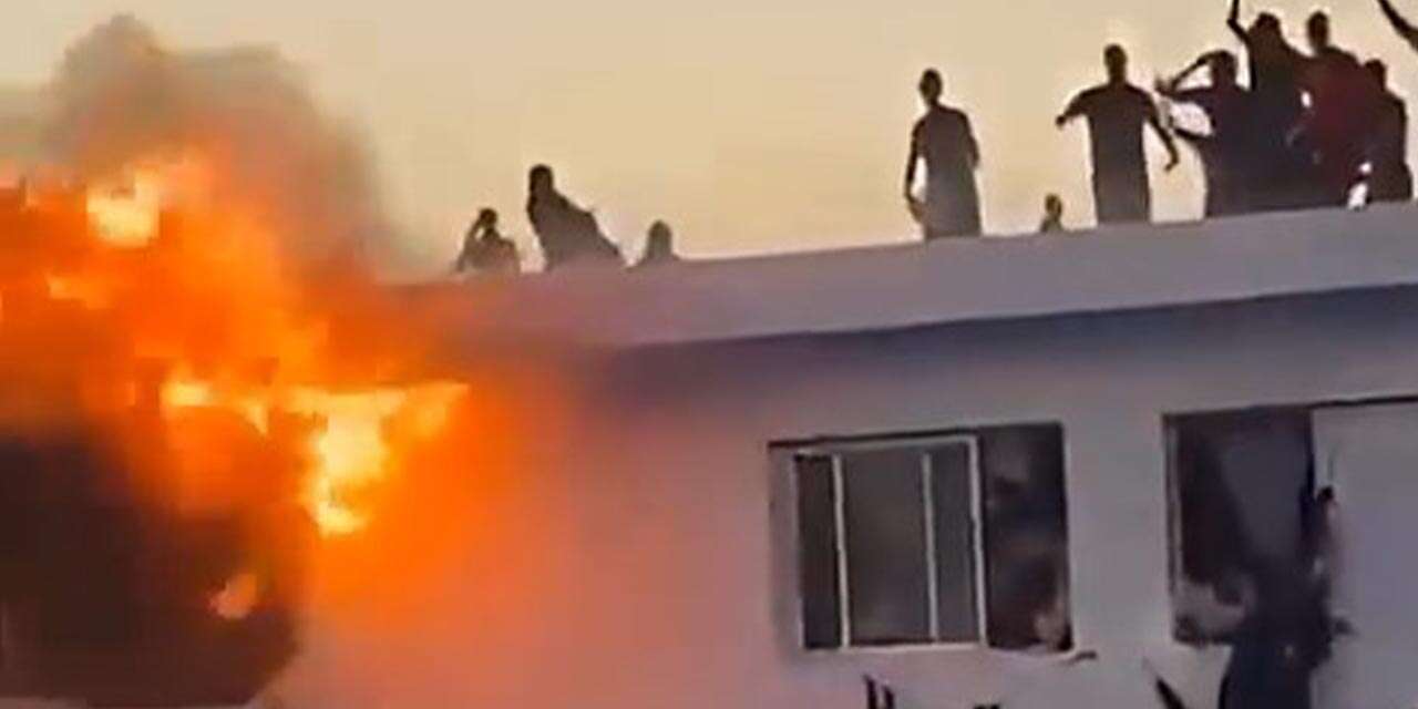 Üniversitede yangın paniği! Öğrenciler pencereden atladı