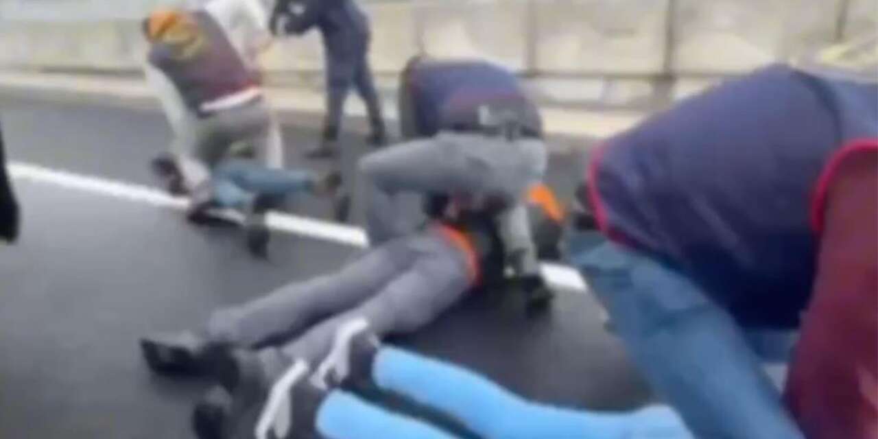 Film gibi kripto para vurgunu! Silahla eve girip 18 bin euro aktardılar