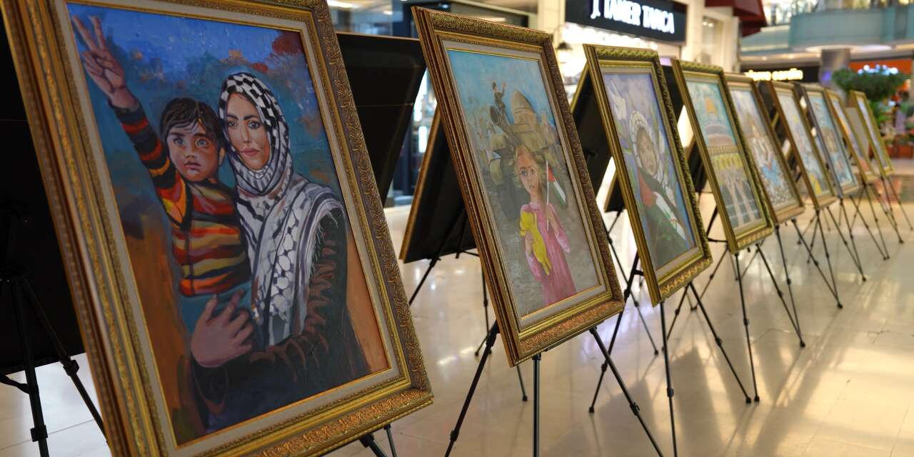 Filistinli çocukların sessiz fırçaları Konya’da sergilendi