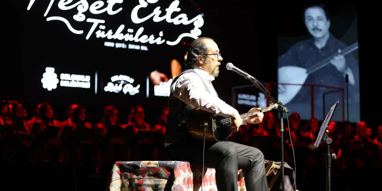 Konya’da Neşet Ertaş rüzgarı esti