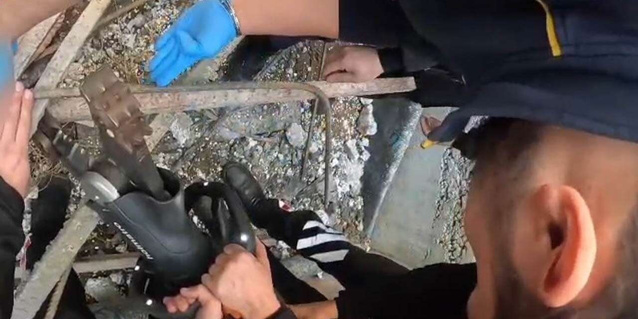 İnşaatta başına demir saplanan işçi öldü