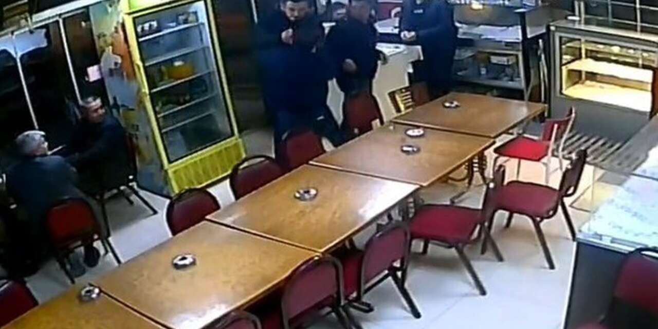 Çay ocağında bıçaklı saldırı! 1 ağır yaralı