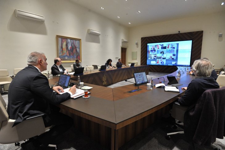 Bakan Ersoy, il müdürleriyle video konferansla toplantı yaptı