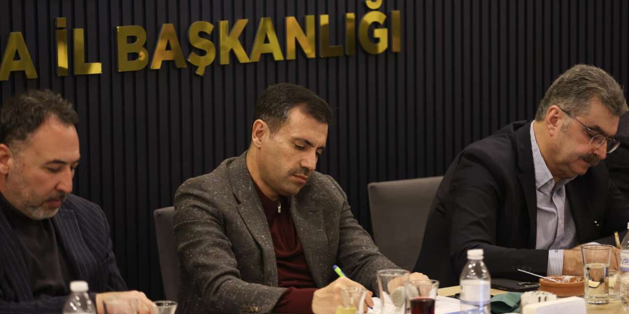 Gönül sofrası kuruldu, AK Parti Konya esnafları dinledi