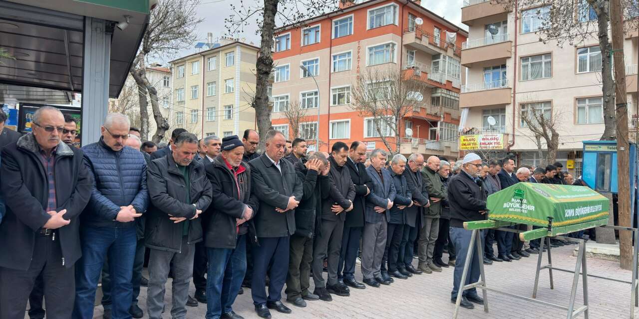 MHP camiasının acı günü! Konya’da toprağa verildi