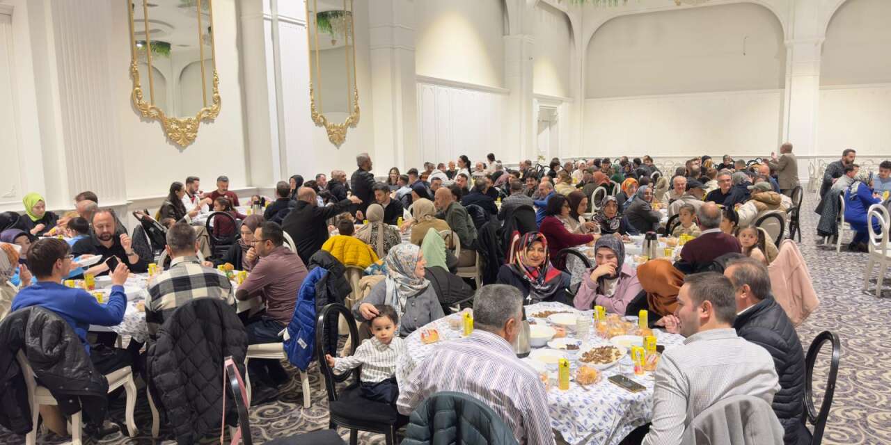 Konya’daki Trabzonlular geleneksel iftar programında bir araya geldi