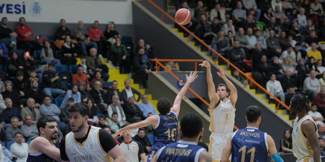 Konya Büyükşehir Belediyespor evinde rakip tanımıyor