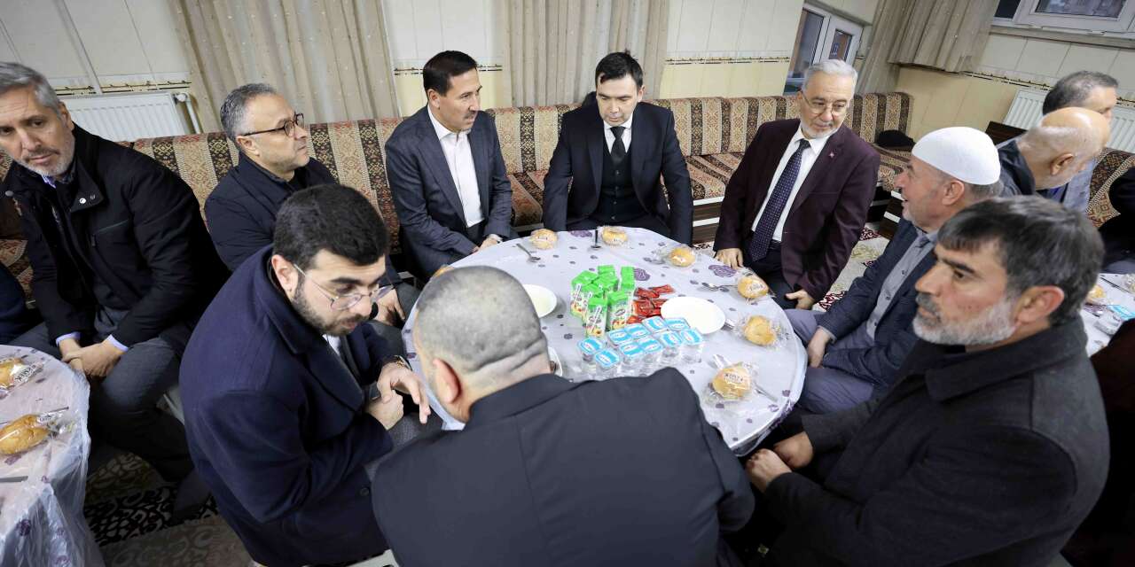 Başkan Kılca, iftar ve teravihi Konyalılarla geçirdi