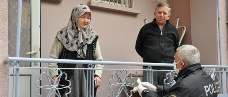 Konya'da 82 yaşındaki Gunsel nine gönülleri fethetti