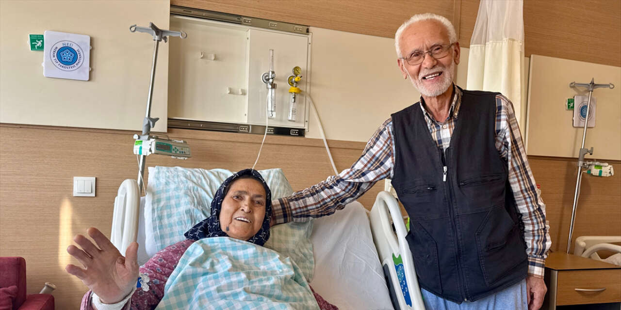 Kalbi yorulan eşi Konya’da özel işlemle sağlığına kavuştu, en çok onun yüzü güldü