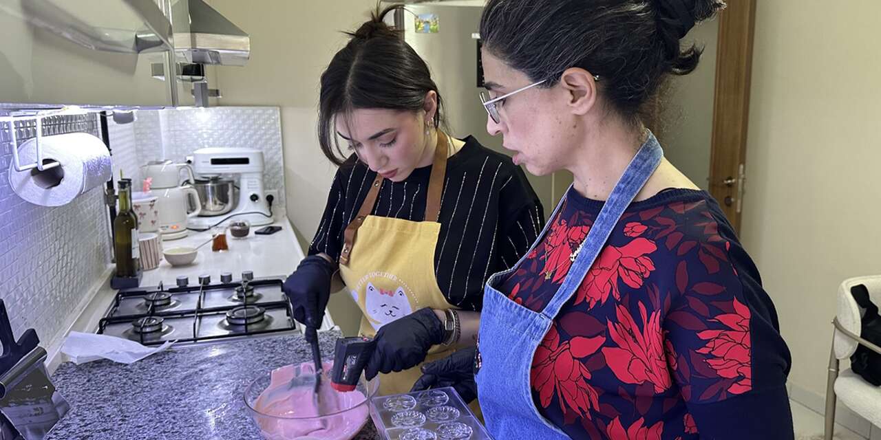 Konya’da kursta aldıkları eğitim iki kadına yeni iş kapısı oldu