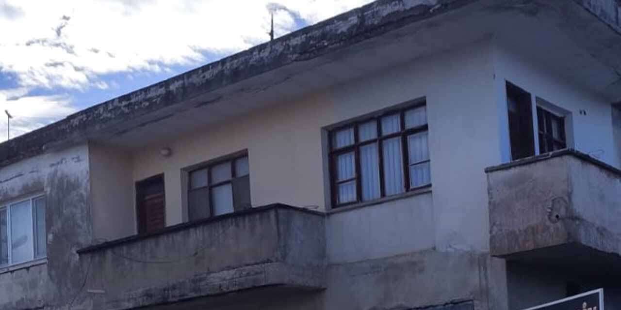 Sahurda uyanmayan baba ile oğlu hastanede yaşam savaşı veriyor