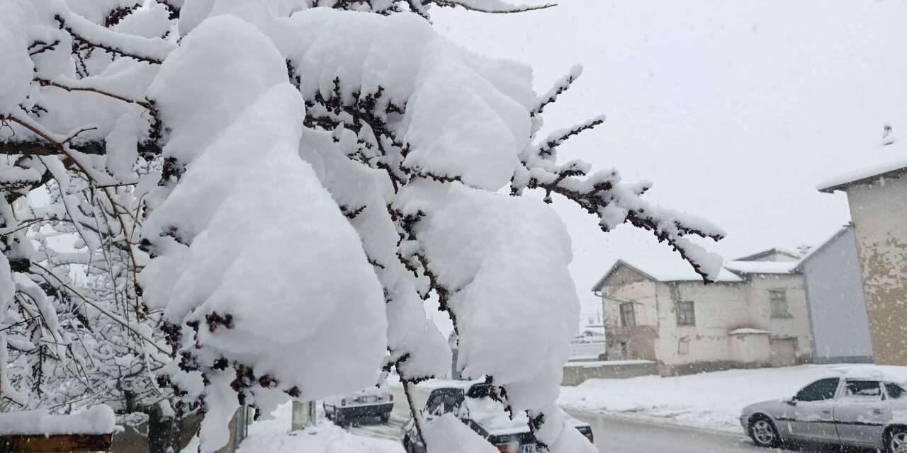 Konya’da en çok kar yağan ilçede okullar yarın da tatil edildi