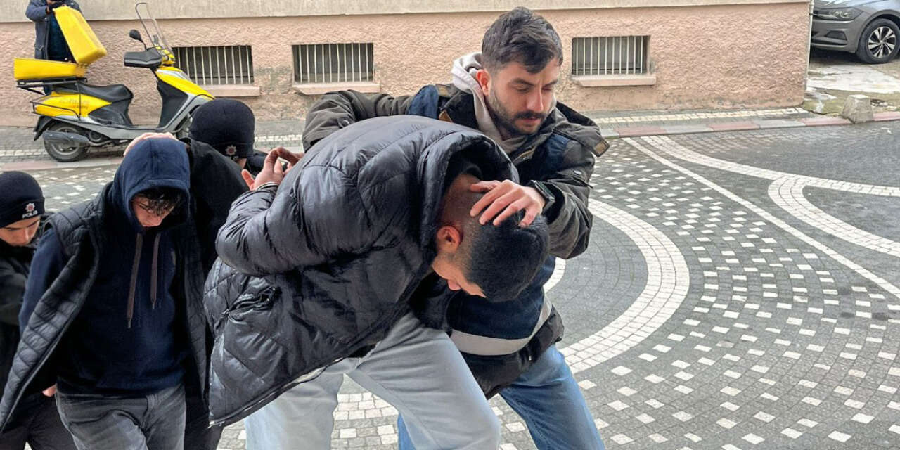 Konya’da usulsüz para trafiğine polis müdahalesi