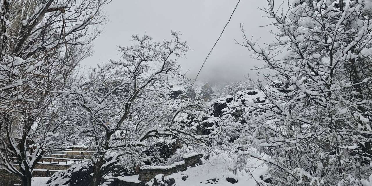 Konya’da kar kalınlığının 1 metreye yaklaştığı ilçe şölen sunuyor