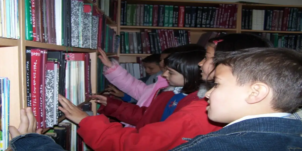 Konya’ya 7/24 açık kütüphane yapılacak