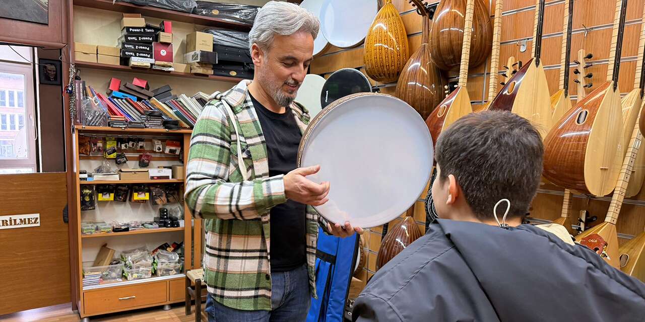 “Kabe’de Hacılar Hu Der Allah” coşkusu Konya’ya yansıdı, tef satışları arttı