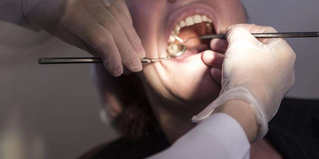 Yaptırmadığı diş tedavisi için evi ve arabasına haciz geldi