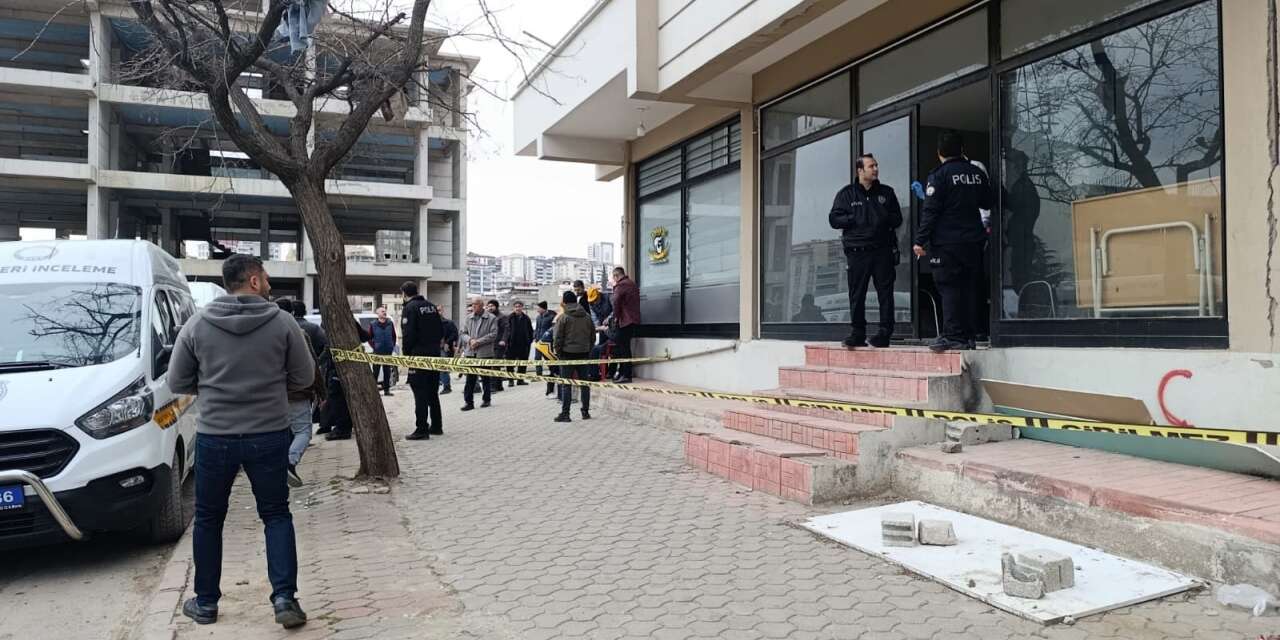 Silah sesini duyan koştu! Bayram Akpınar başından vurulmuş halde bulundu