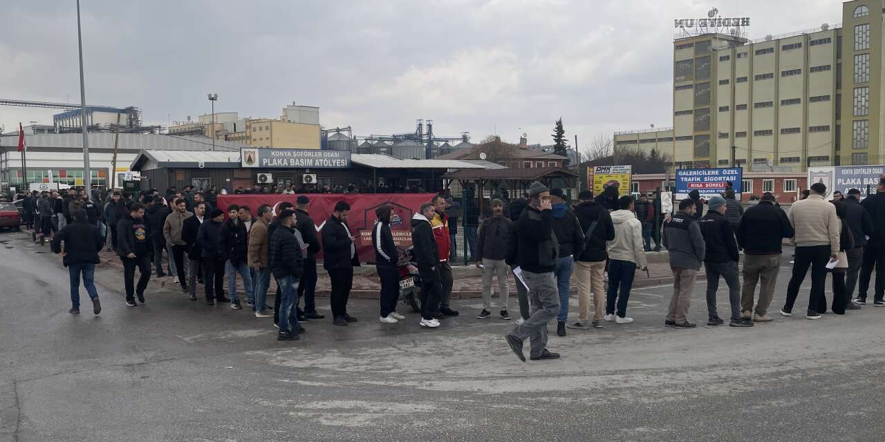 140 bin TL’lik ceza korkusu Konya’da uzun kuyruklar oluşturdu