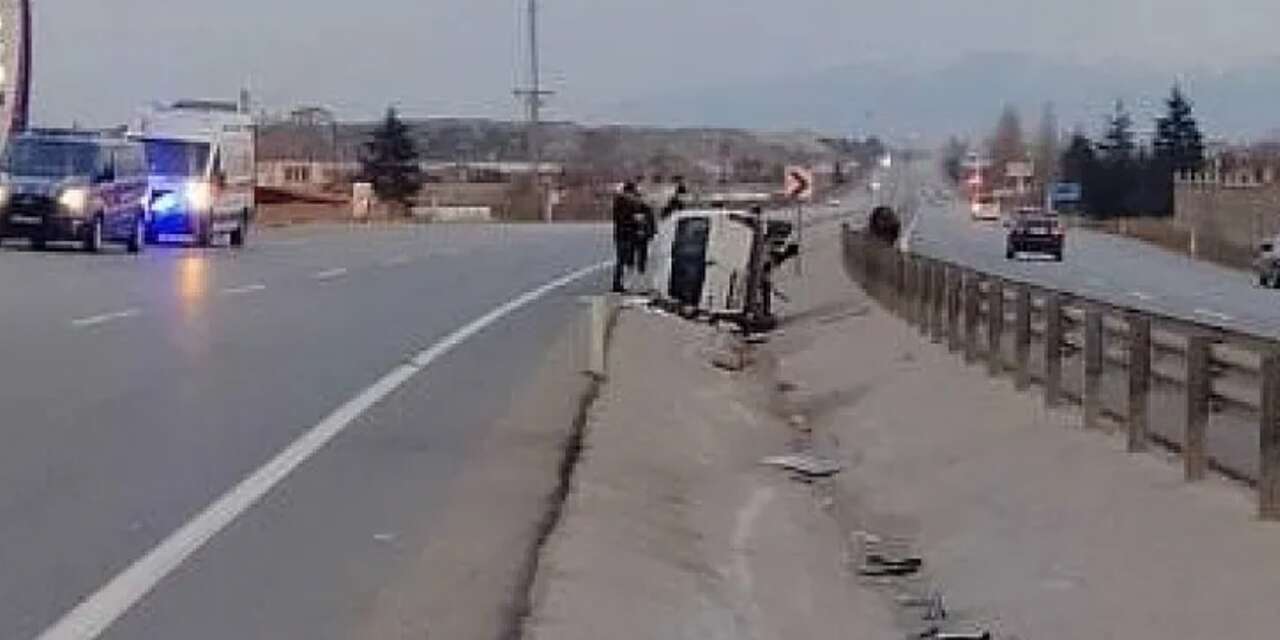 Konya yolunda kaza! 5 yaralı