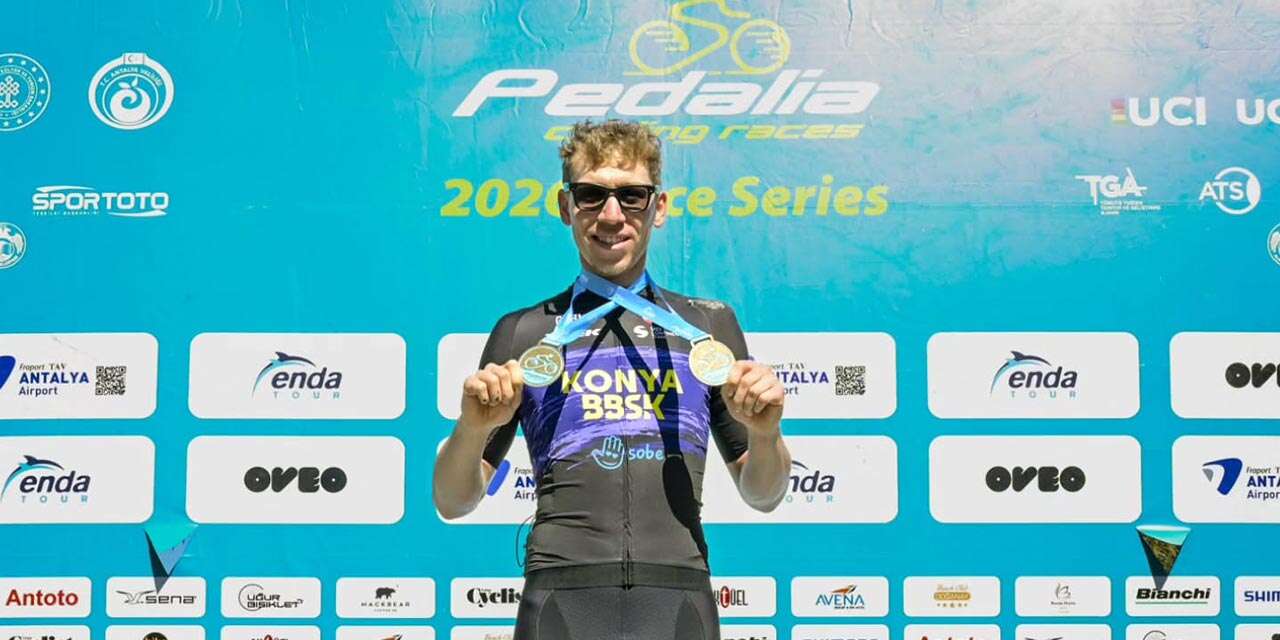 Konya’nın başarılı sporcusu Mustafa Tarakçı’dan çifte gurur