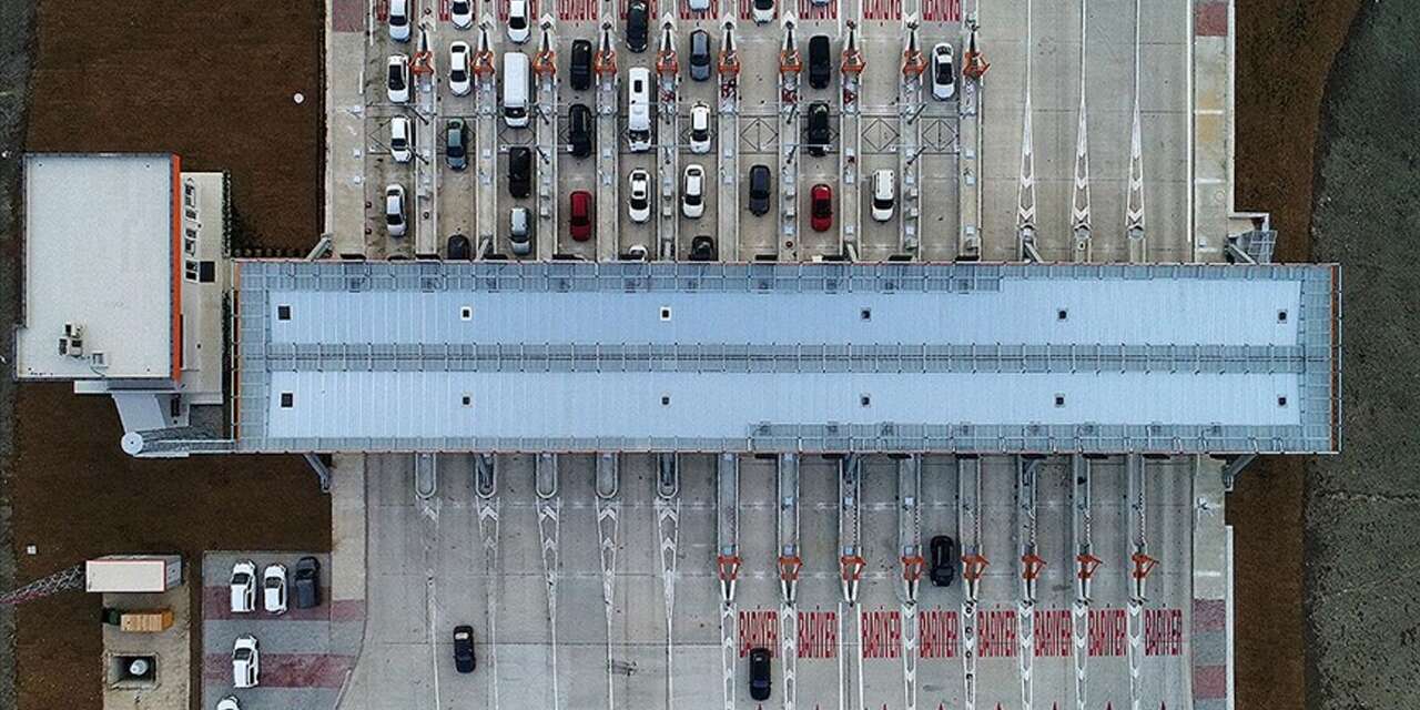 Köprü ve otoyollarda HGS kullanımı 585 milyonu aştı