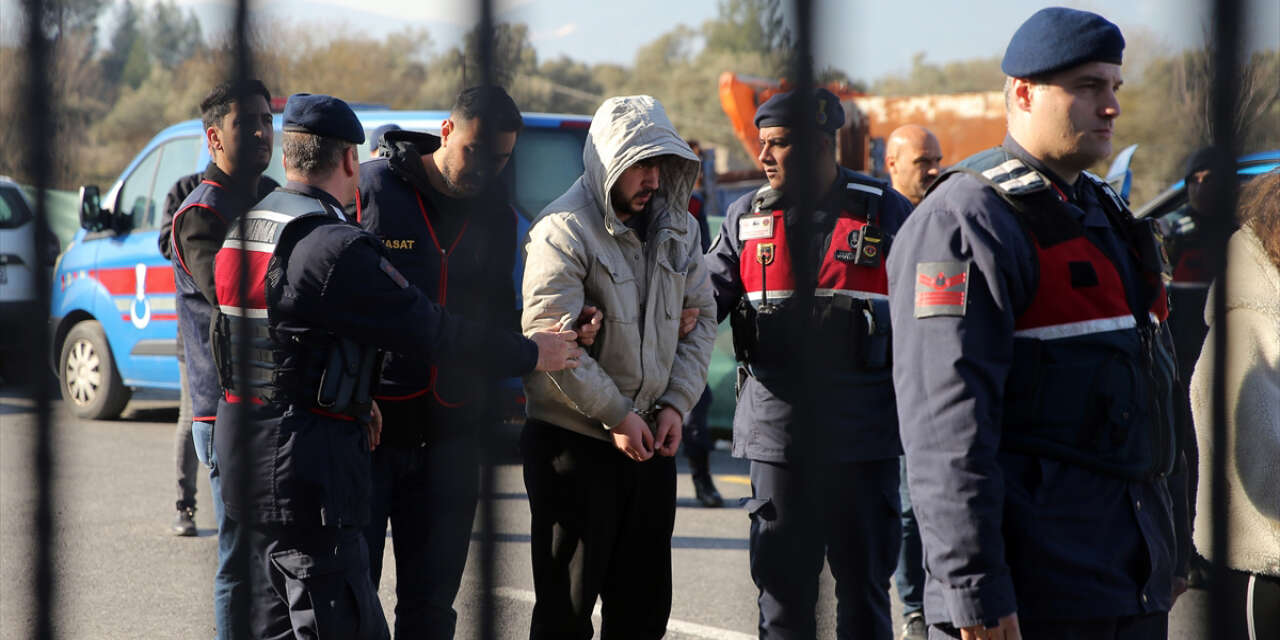 Yaşlı çiftin altınları için yakılarak öldürüldüğü belirlendi! 6 zanlıdan biri torun